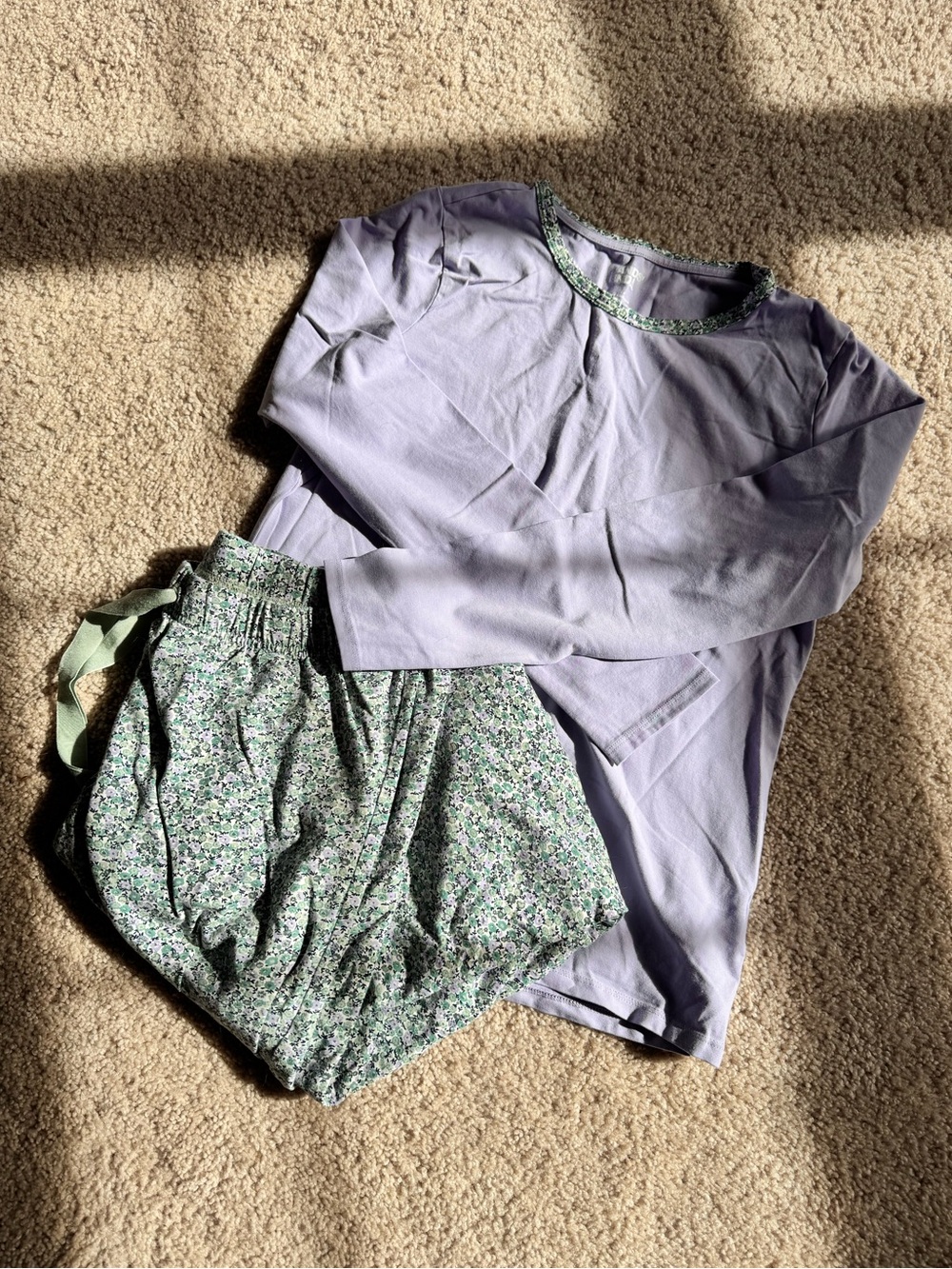 Lands' End Lavender Top with Green Floral Sweatpants